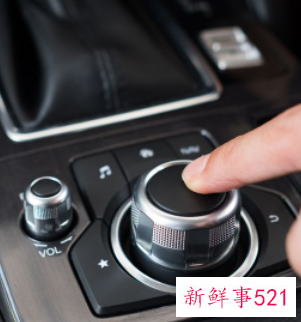 自动挡的车怎么开的步骤