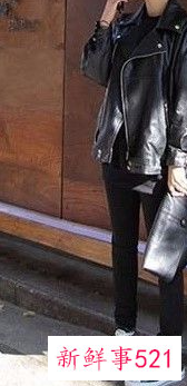 中帮休闲鞋怎么搭配