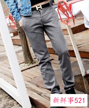 中帮休闲鞋怎么搭配