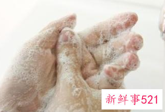 洗面奶为什么要打出泡沫