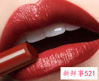 皮肤黄用什么颜色口红