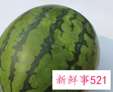 排黑色素最强的水果