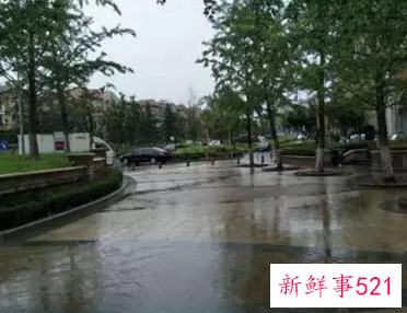 下雨天买房吉利吗