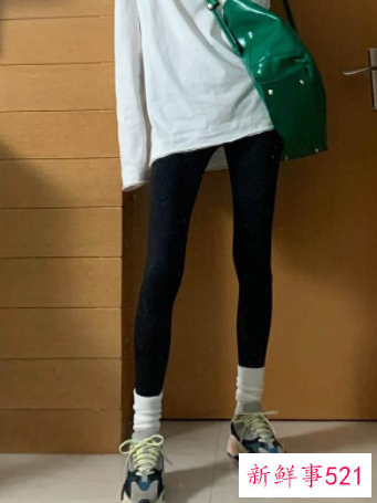 鲨鱼裤怎么穿不尴尬