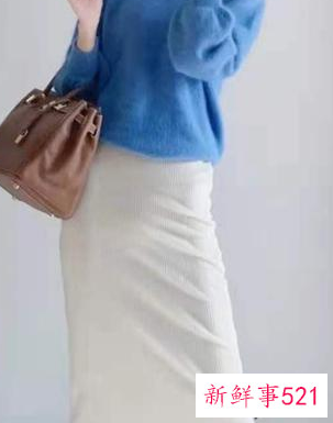 红色高跟鞋配什么衣服好看冬天