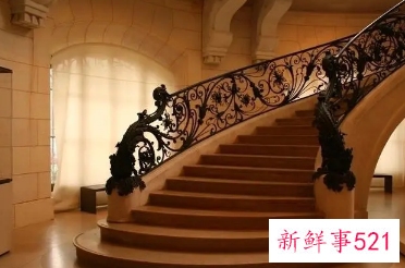 梦见上楼上去了