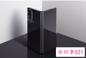 折叠屏手机去年全球出货量达800万