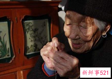 老人味是怎么产生的