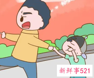爸爸打孩子妈妈要不要护着