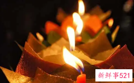 梦见给去世的父亲钱是什么意思