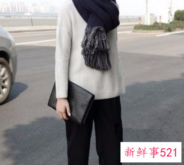 白色上衣怎么穿搭