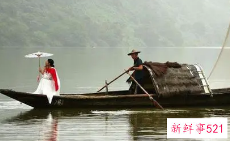 梦见乘船坐船什么寓意