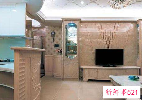 客厅满墙瓷砖好不好