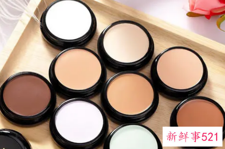 遮黑眼圈用什么遮瑕膏好