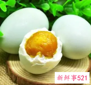 女人梦见在田里捡鸭蛋