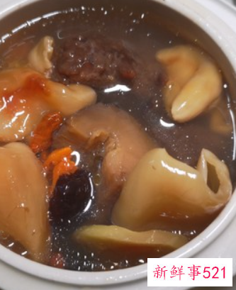 如何煲海参花胶汤