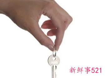 梦见别人给我送钥匙