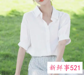 衣服都是纯色的女生