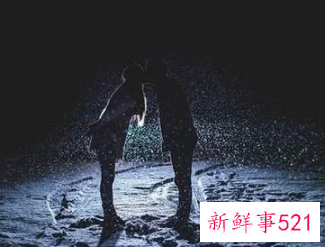 梦到怀里抱着女人