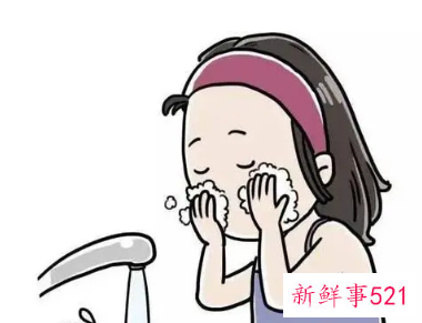 脸上一天到晚油特别多怎么办