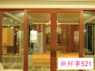 1.2mm铝合金门窗价格