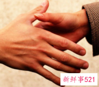 向客户简单的自我介绍