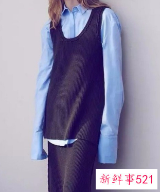 毛衣背心里面应该怎么穿搭