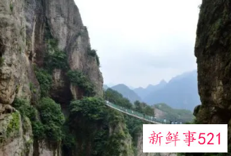 梦见路变成了悬崖峭壁