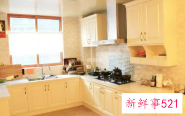 该如何选购整体橱柜