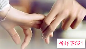 挽回男友的错误方法