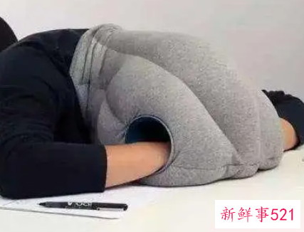 梦见在上班的地方睡觉