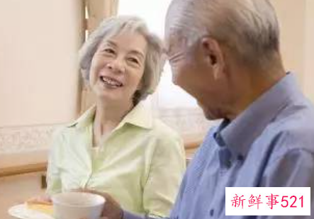 老夫老妻们如何处理家庭关系