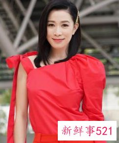 佘诗曼《新相亲大会》喊话男生要勇敢追爱