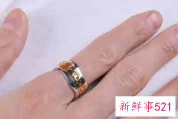 男人送女人戒指是什么意思