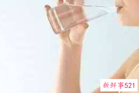 皮肤干燥喝水不吸收怎么办