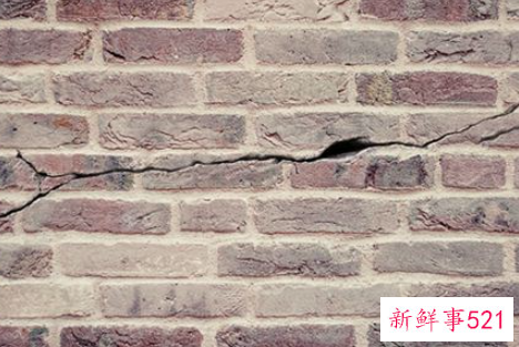 女人梦见墙裂开啥意思