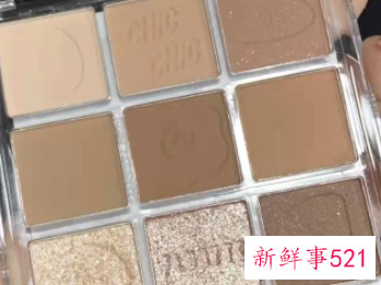 黑黄皮涂什么颜色眼影