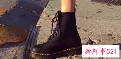 哪个牌子的马丁靴好看女款