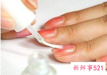 涂指甲油的步骤图