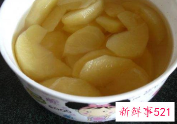 一女子长期吃煮苹果