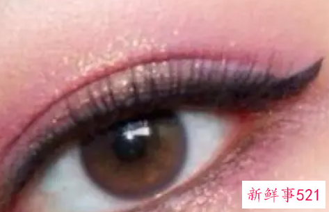 打造时尚魅力电眼妆美容