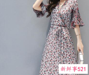 夏季职场女性着装的要点有哪些