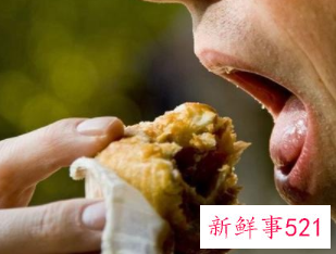 吃饭咬到舌头怎么回事