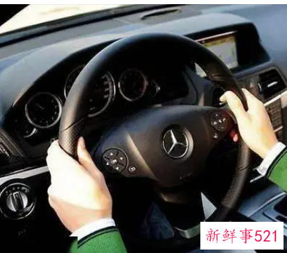 新车方向盘轻微共振