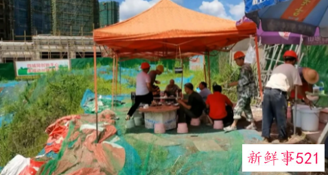 农民工拍千条视频记录城市变迁