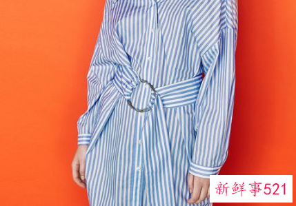 裙子上有个环怎么系