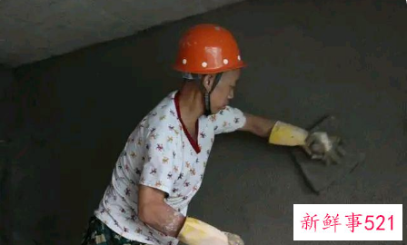 农民工拍千条视频记录城市变迁