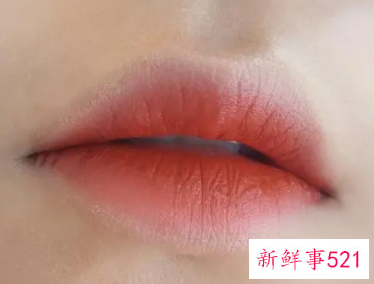 咬唇妆用什么颜色的口红好