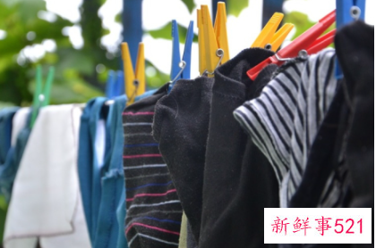衣服捂干的臭味如何去除