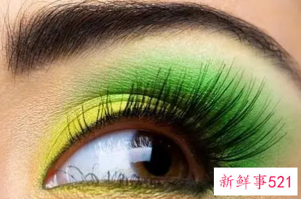 绿色眼影怎么画